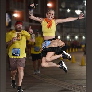 Meet your Posher, Sundi